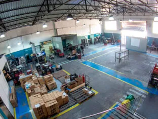 Instala&ccedil;&otilde;es da RR Inox e Ferragens