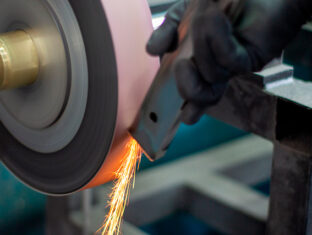 Fabricação de Torres de Inox - RR Inox e Ferragens